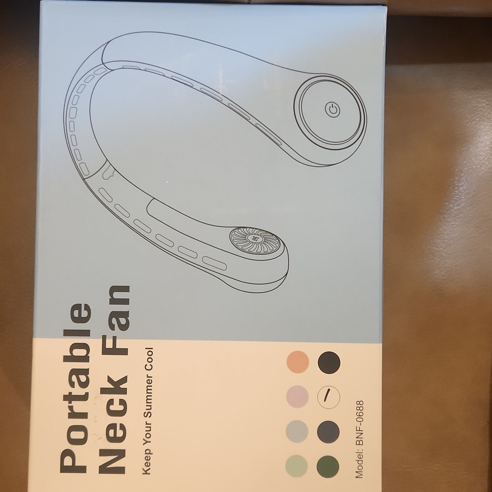 Portable Neck Fan in White